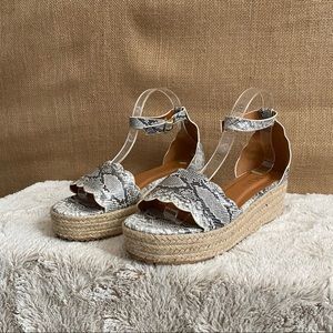 NWT-Snakeskin print sandals with 2” jute wedge